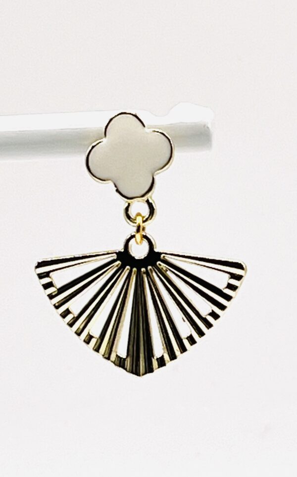Flowered Fan - Image 2
